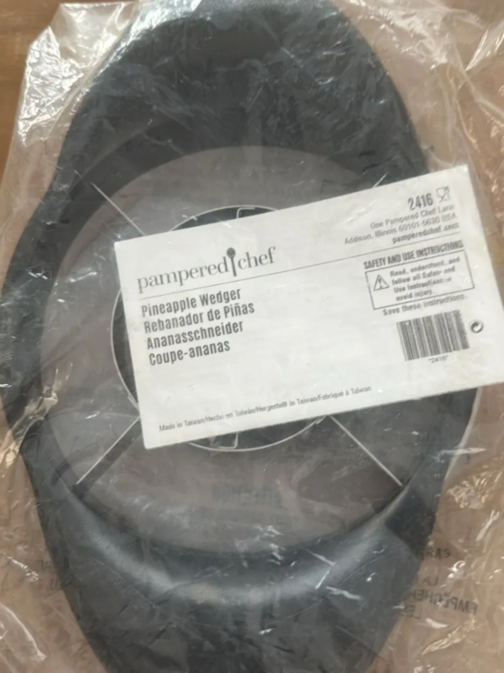 Pampered chef pineapple wedged